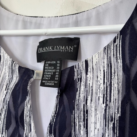 ✨Frank Lyman Abstract Sleeveless Blouse - Size 16 - Picture 2 of 6